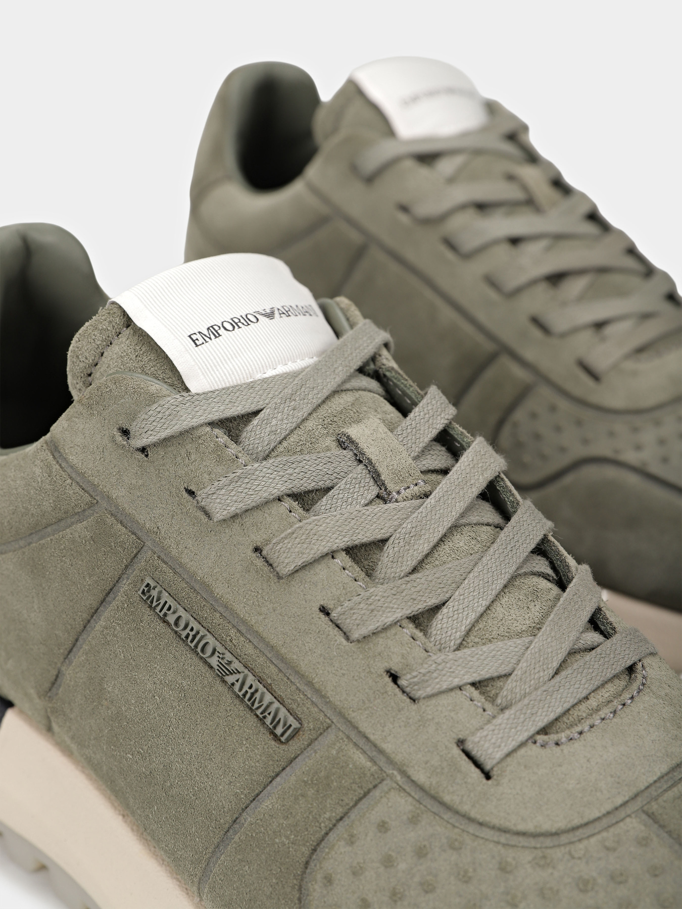 Кроссовки повседневные Emporio Armani модель EM003740-AF19728-U7042 Фото