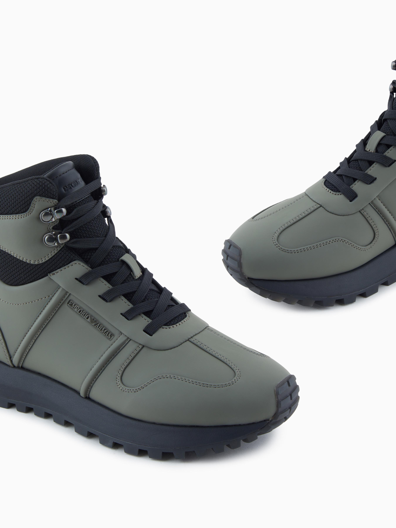 Ботинки Emporio Armani модель EM003736-AF18012-MZ313 Фото