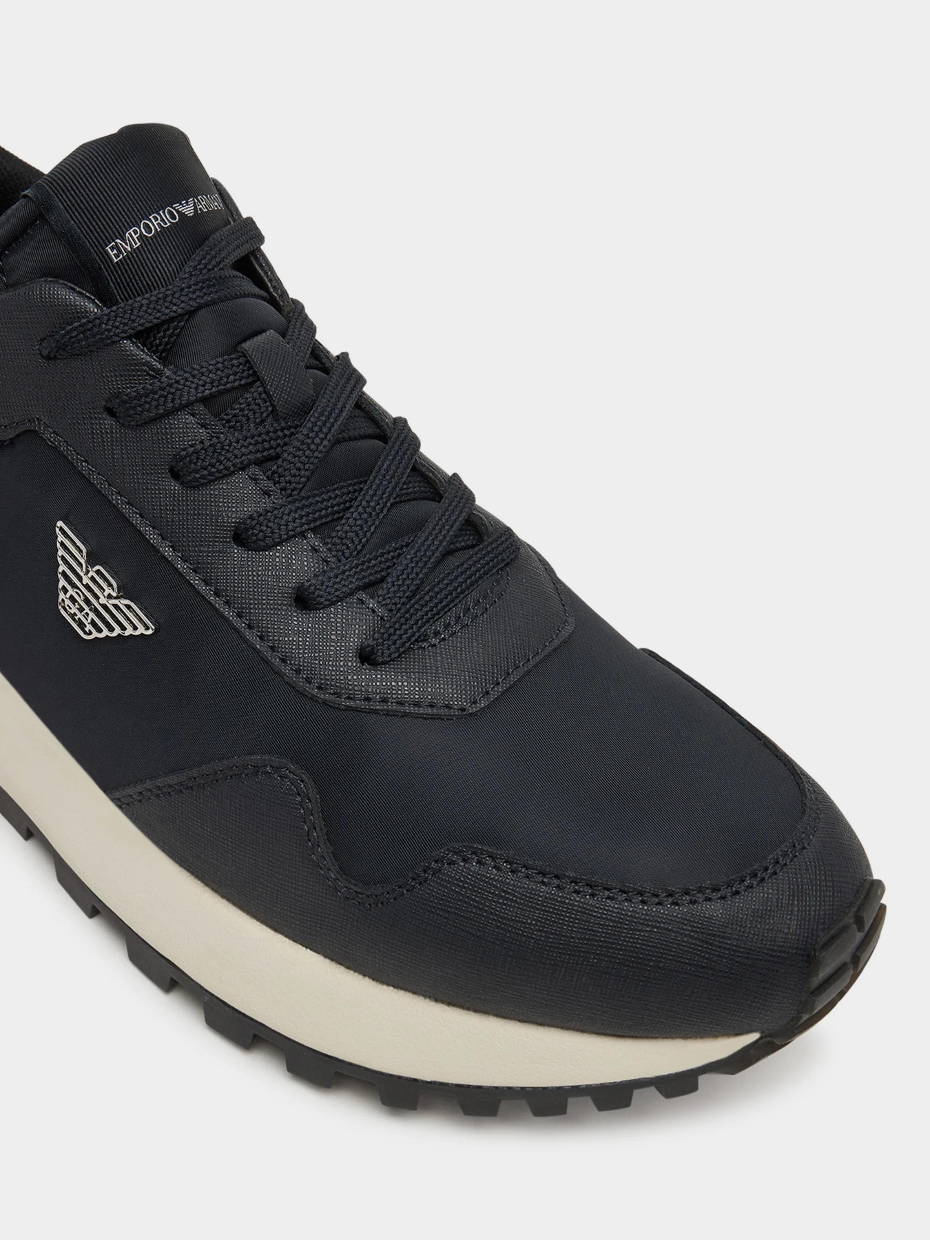 Кросівки Emporio Armani модель EM003738-AF19532-MB007 Фото