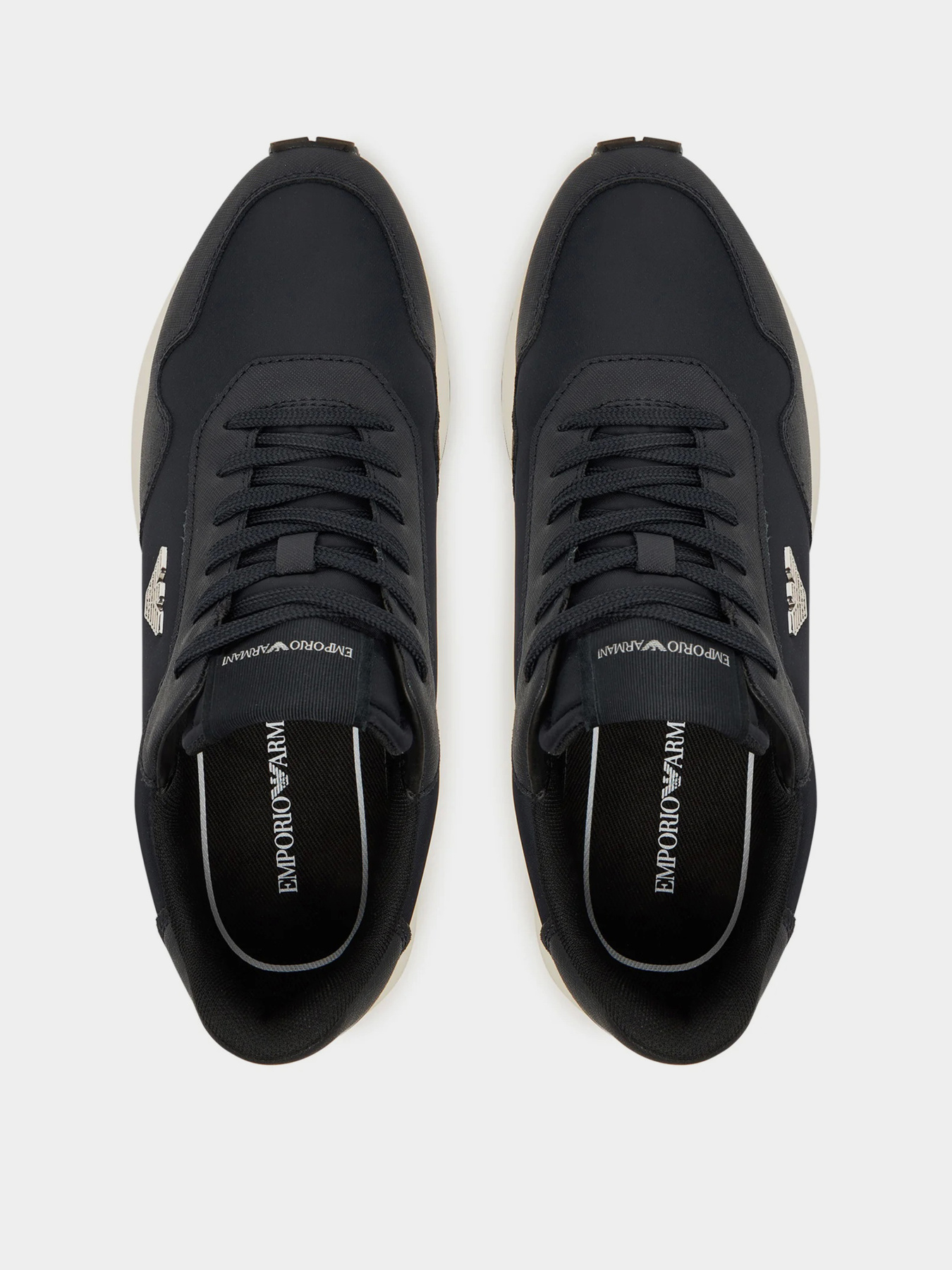 Кроссовки повседневные Emporio Armani модель EM003738-AF19532-MB007 Фото