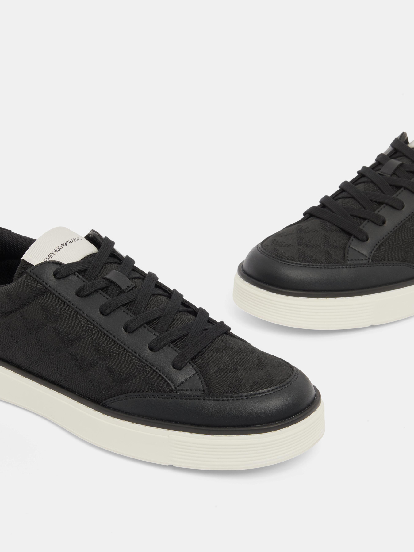 Кеды низкие Emporio Armani модель EM004782-AF23199-MC406 Фото