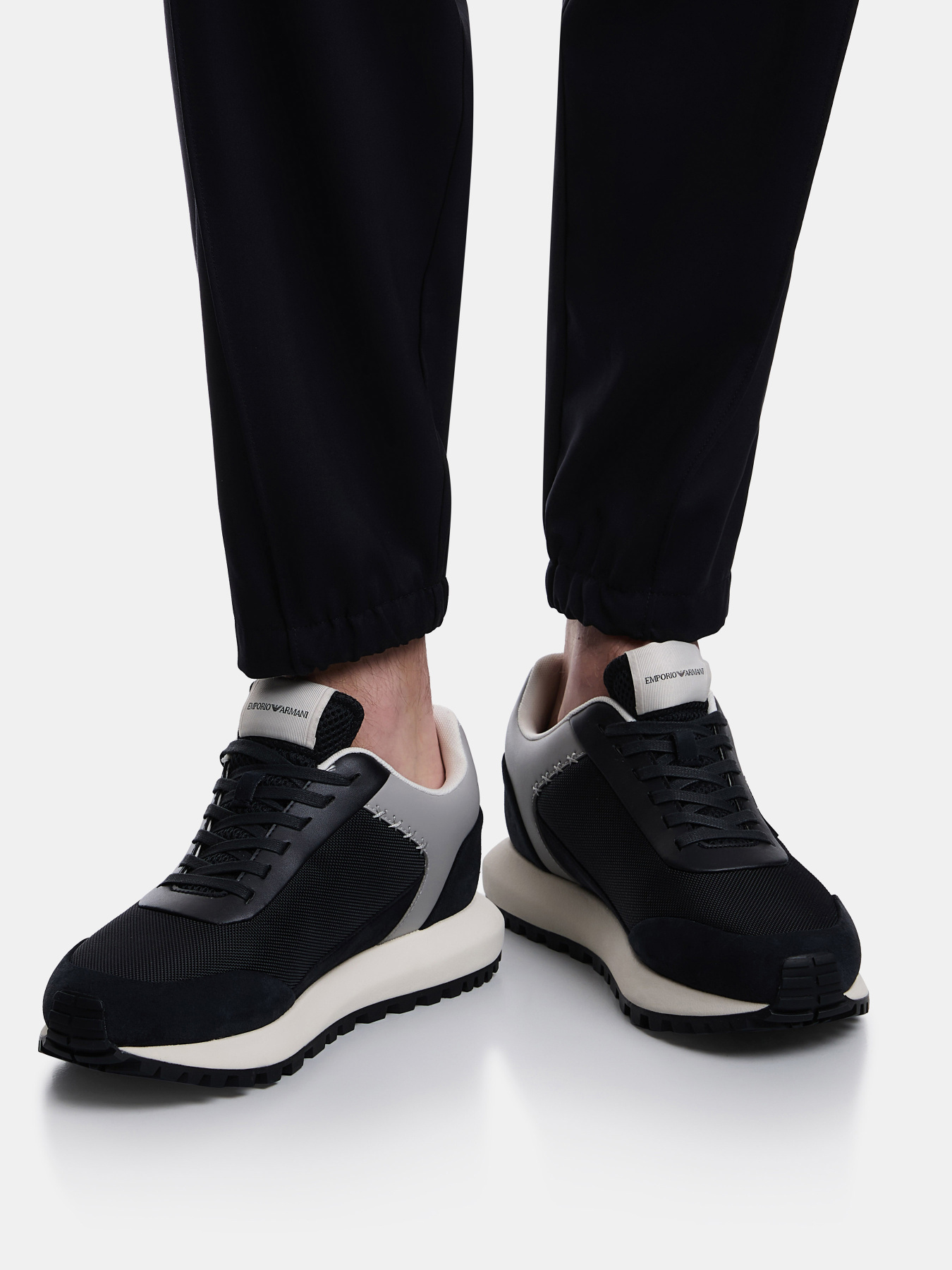 Emporio Armani модель EM004839-AF24321-MB617 Фото