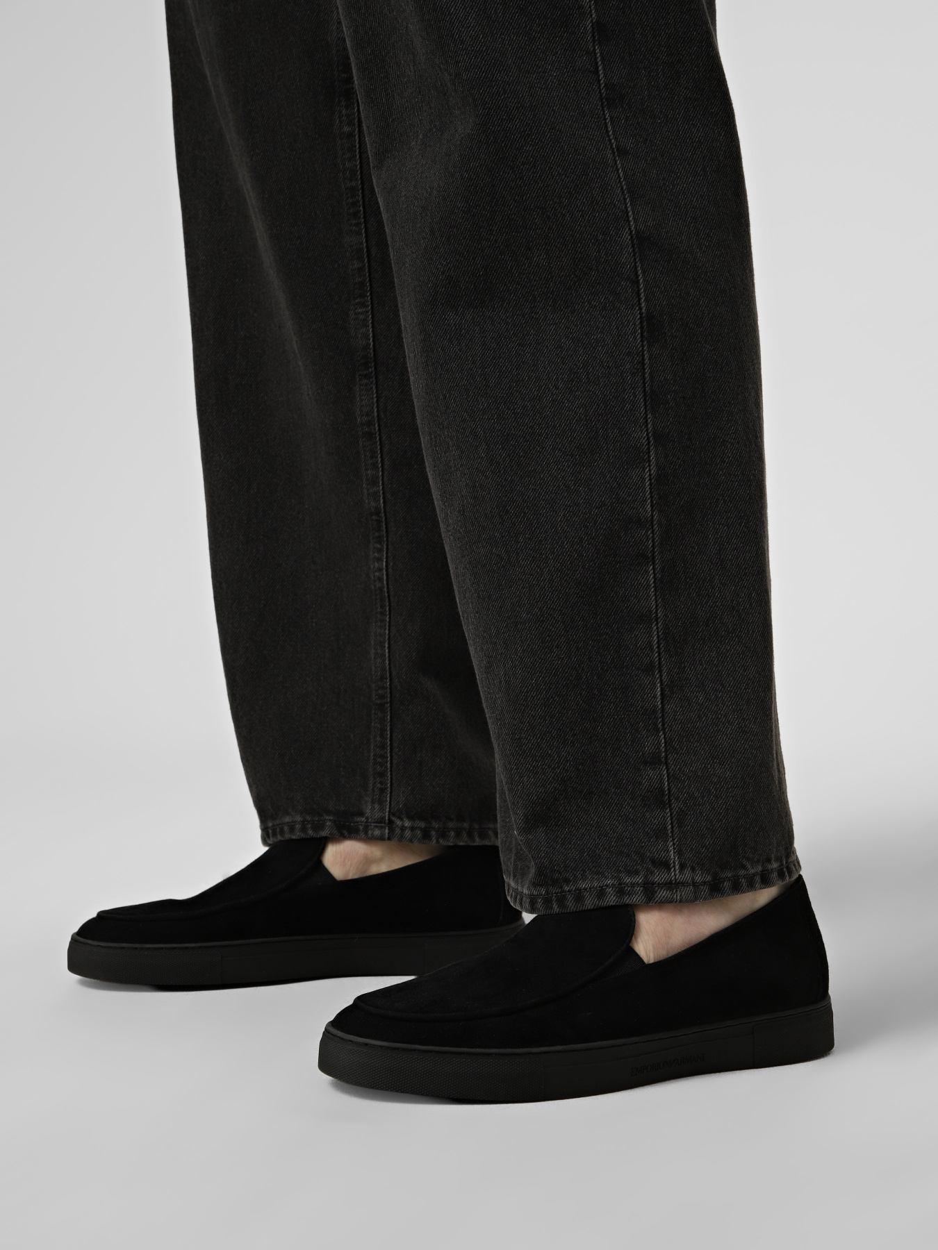 Слипоны и мокасины Emporio Armani модель EM007006-AF28517-UC001 Фото