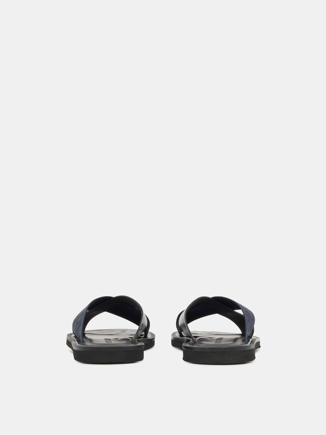 Шлёпанцы Emporio Armani модель X4P124-XN787-MB007 Фото