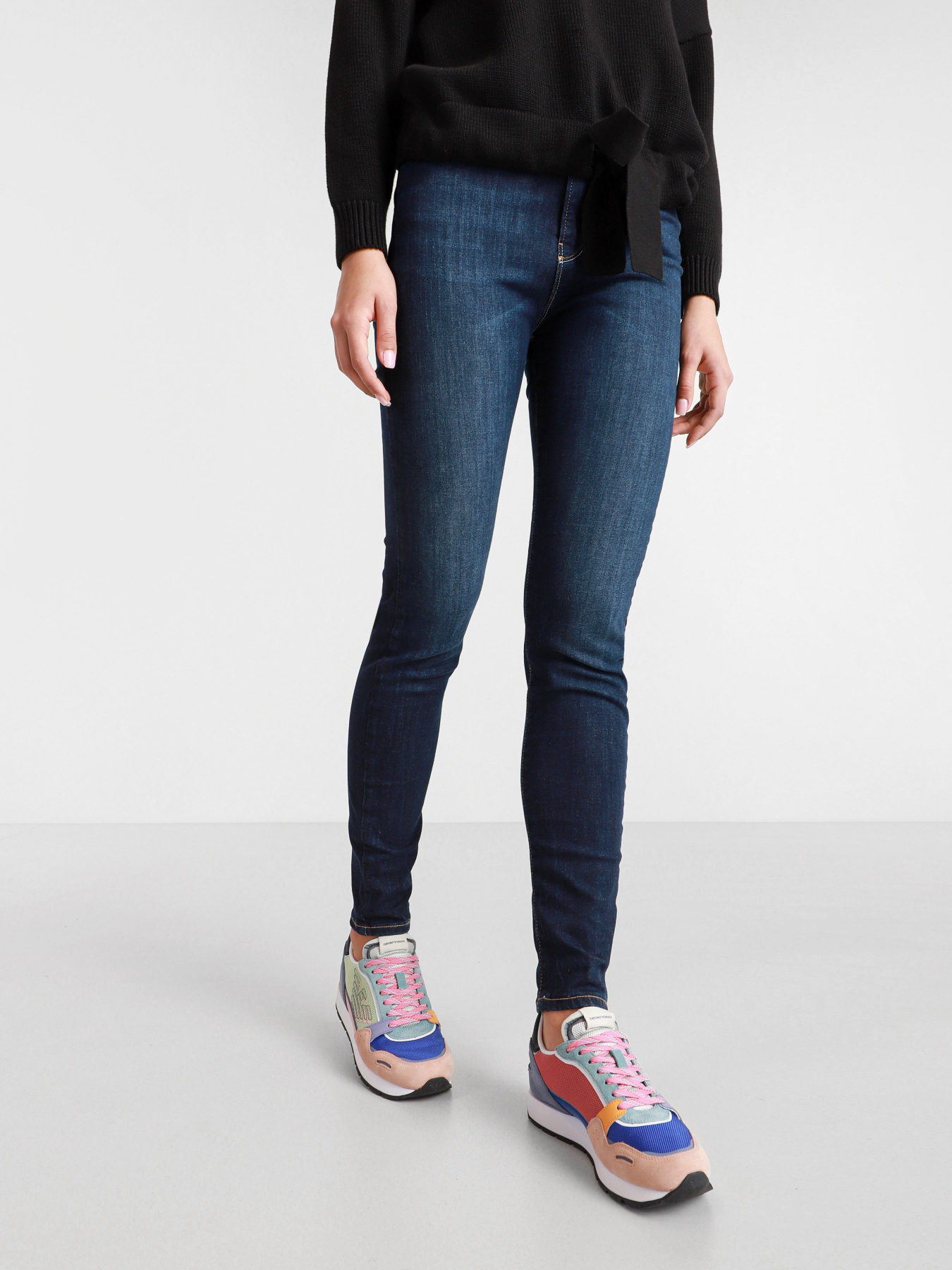 Кроссовки Emporio Armani модель X3X058-XM687-K492 Фото