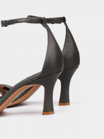 Босоніжки Emporio Armani модель X3P750-XL369-Q103 Фото