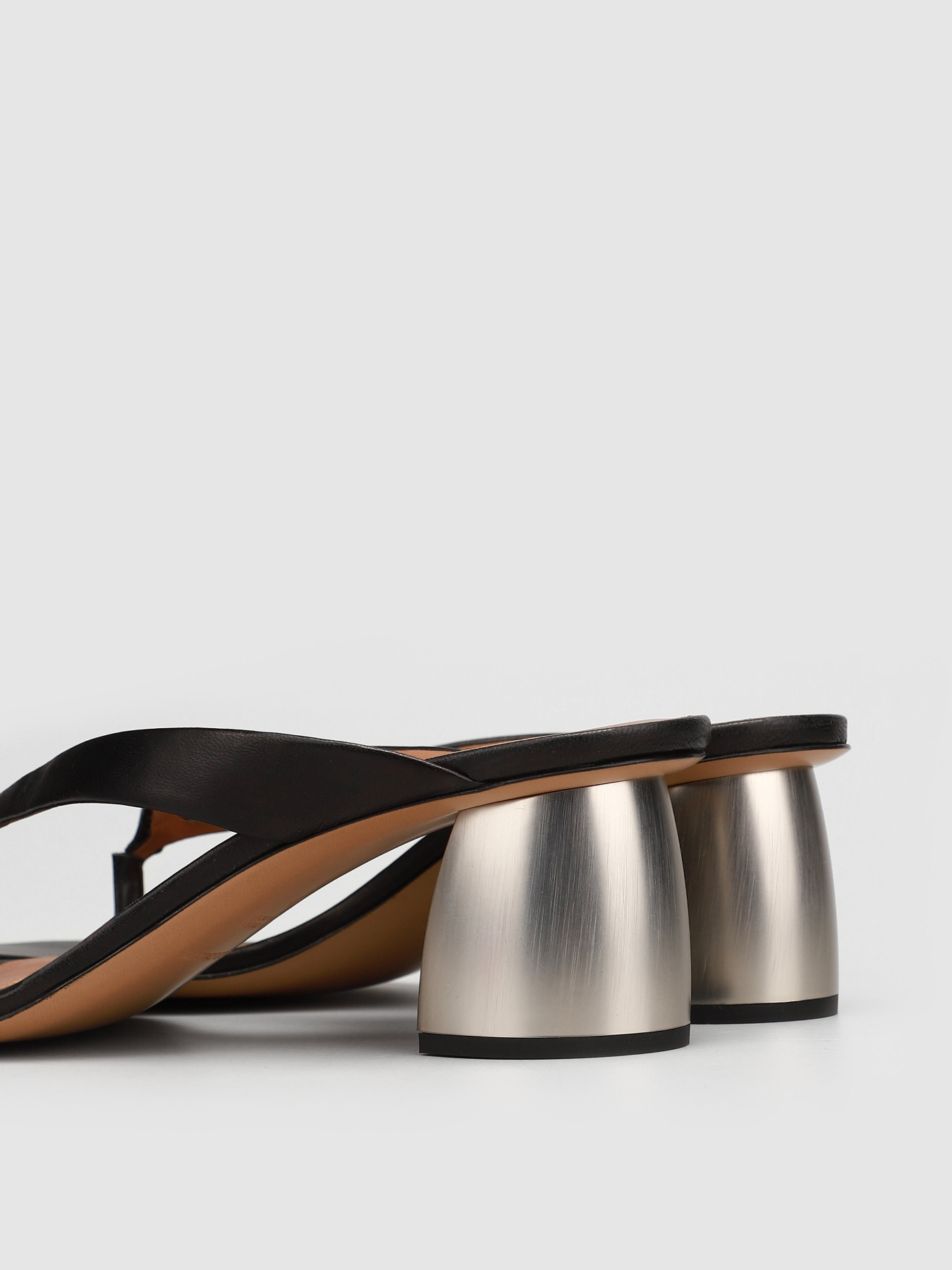 Сабо Emporio Armani модель X3Q074-XF271-00002 Фото