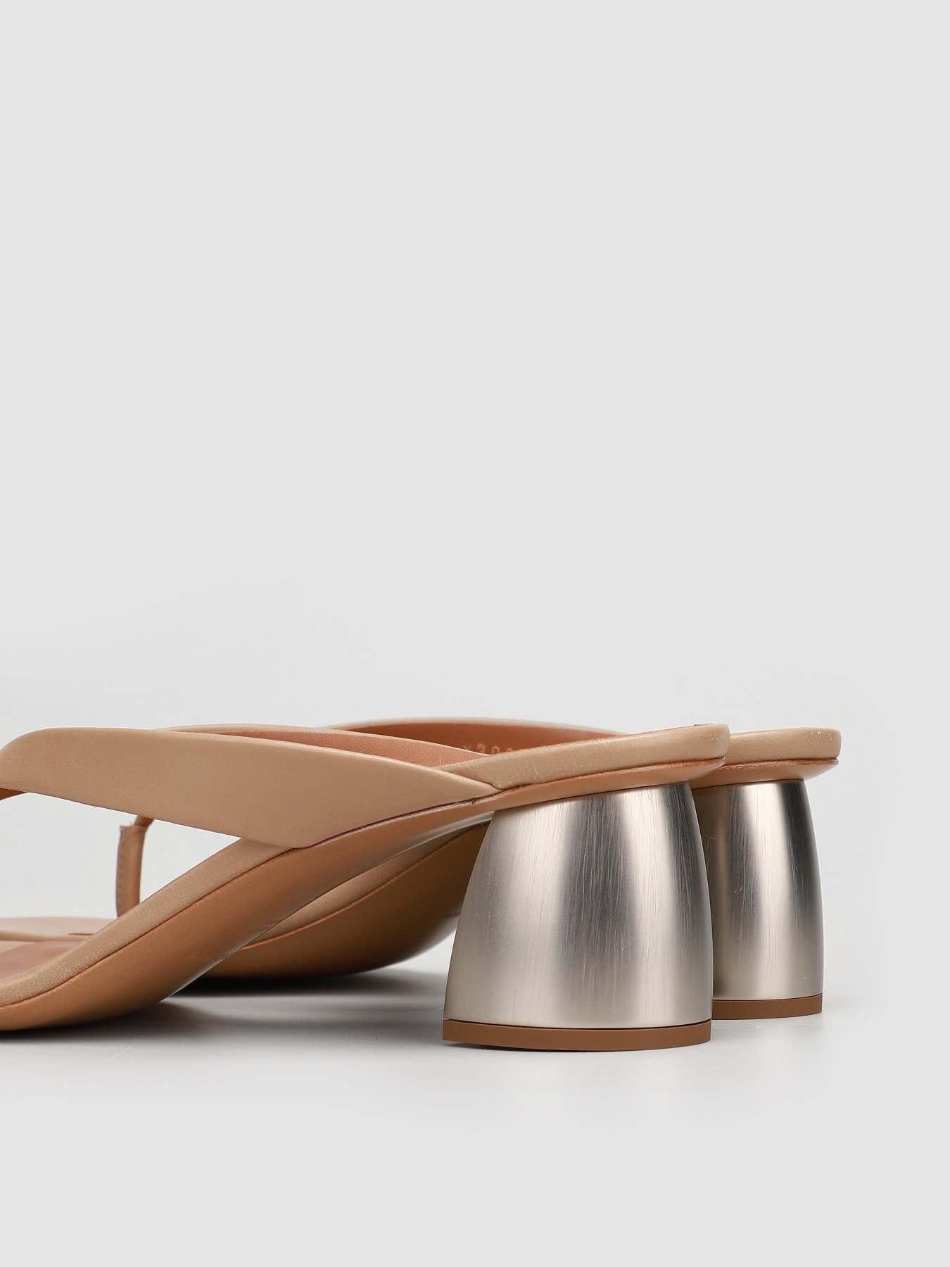 Сабо Emporio Armani модель X3Q074-XF271-00530 Фото