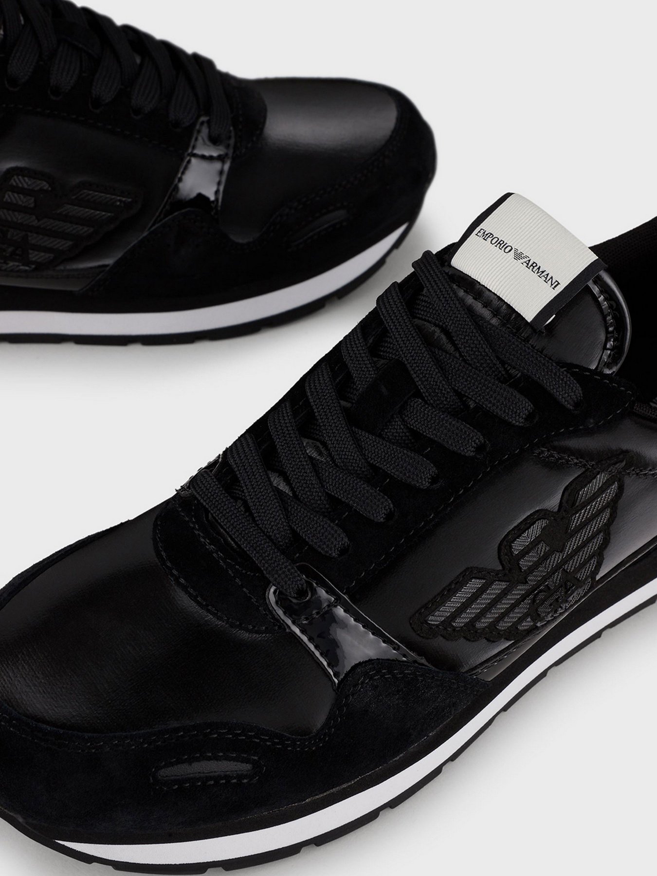 Кроссовки Emporio Armani модель X3X058-XN033-Q467 Фото