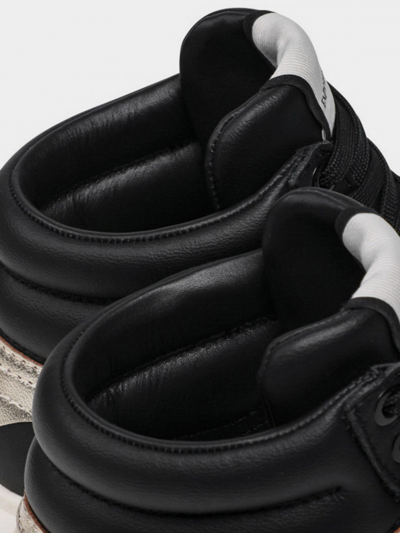 Черевики Emporio Armani модель X3Z050-XN028-M700 Фото