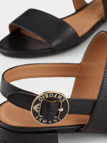 Сандалии Emporio Armani модель X3P770-XF636-00002 Фото