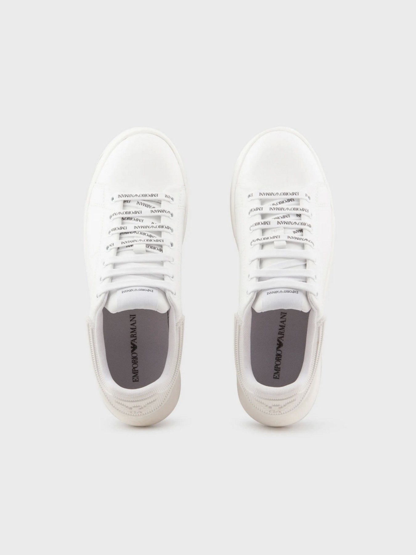 Кроссовки повседневные Emporio Armani модель X3X024-XN825-A222 Фото