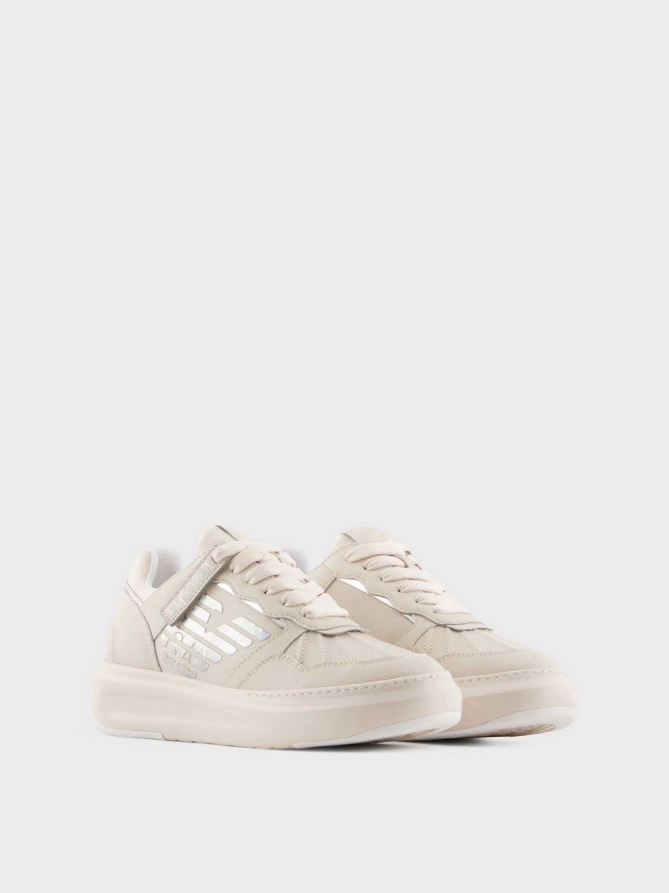 Кроссовки повседневные Emporio Armani модель X3X165-XN704-M696 Кроссовки повседневные Emporio Armani модель X3X165-XN704-M696 Фото