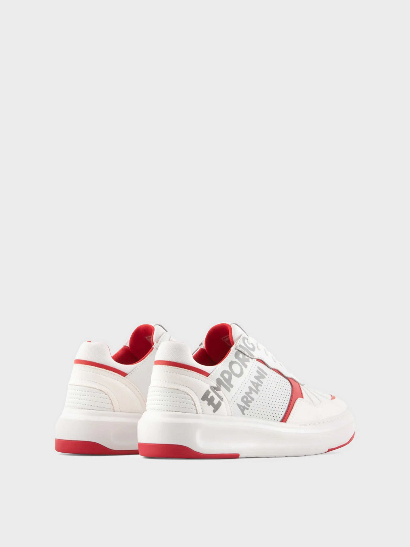 Кроссовки повседневные Emporio Armani модель X3X175-XN760-M477 Фото