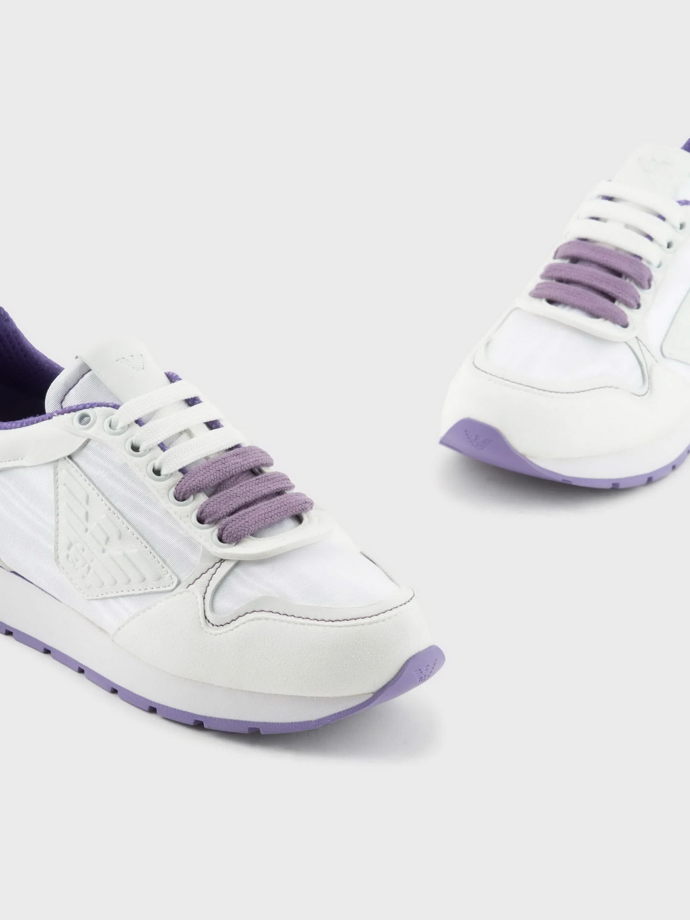 Кроссовки повседневные Emporio Armani модель X3X179-XN906-00001 Кроссовки повседневные Emporio Armani модель X3X179-XN906-00001 Фото