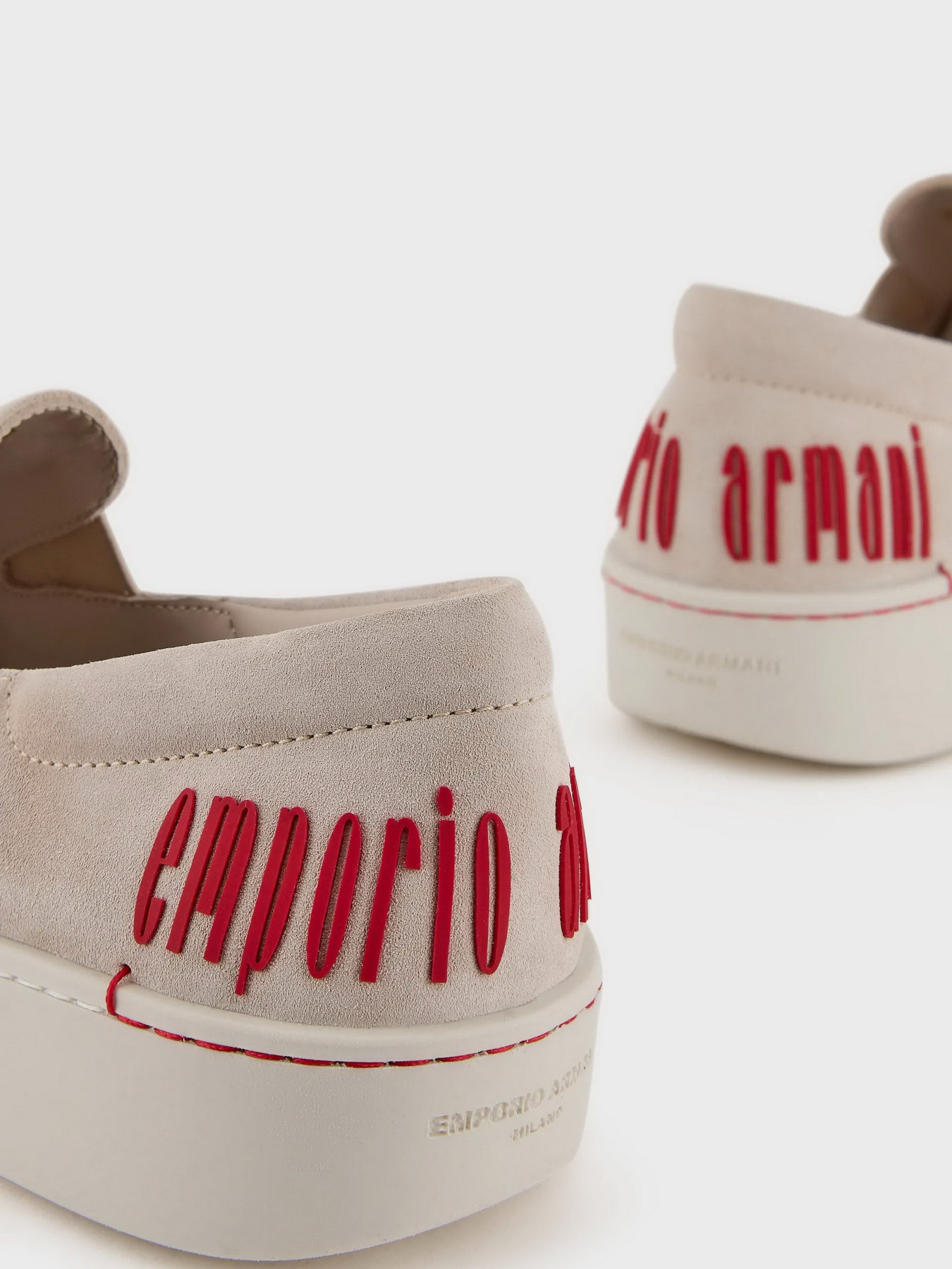 Сліпони Emporio Armani модель X3Y007-XC756-00426 Сліпони Emporio Armani модель X3Y007-XC756-00426 Фото