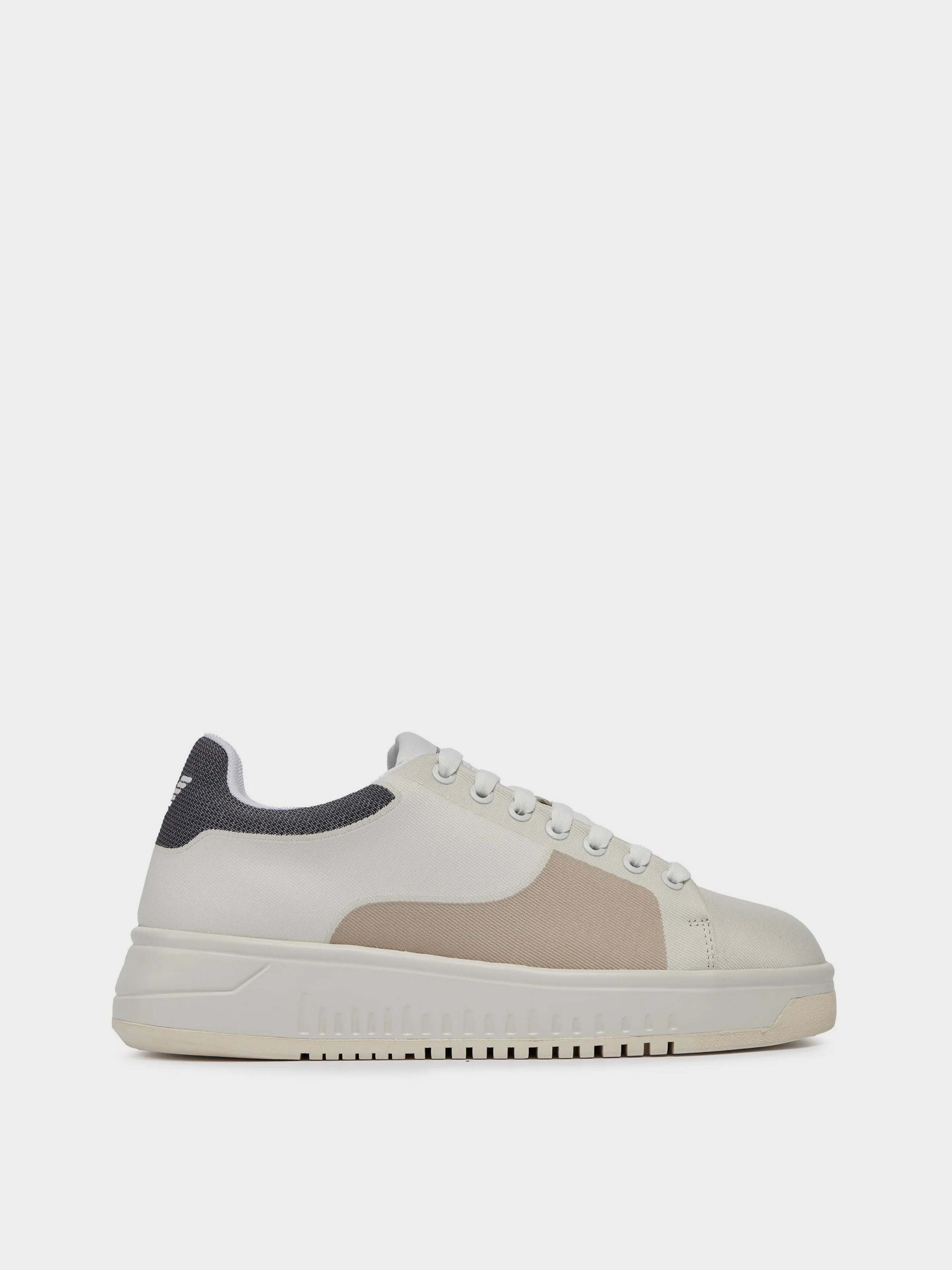 Кроссовки повседневные Emporio Armani модель X3X024-XD401-R299 Фото