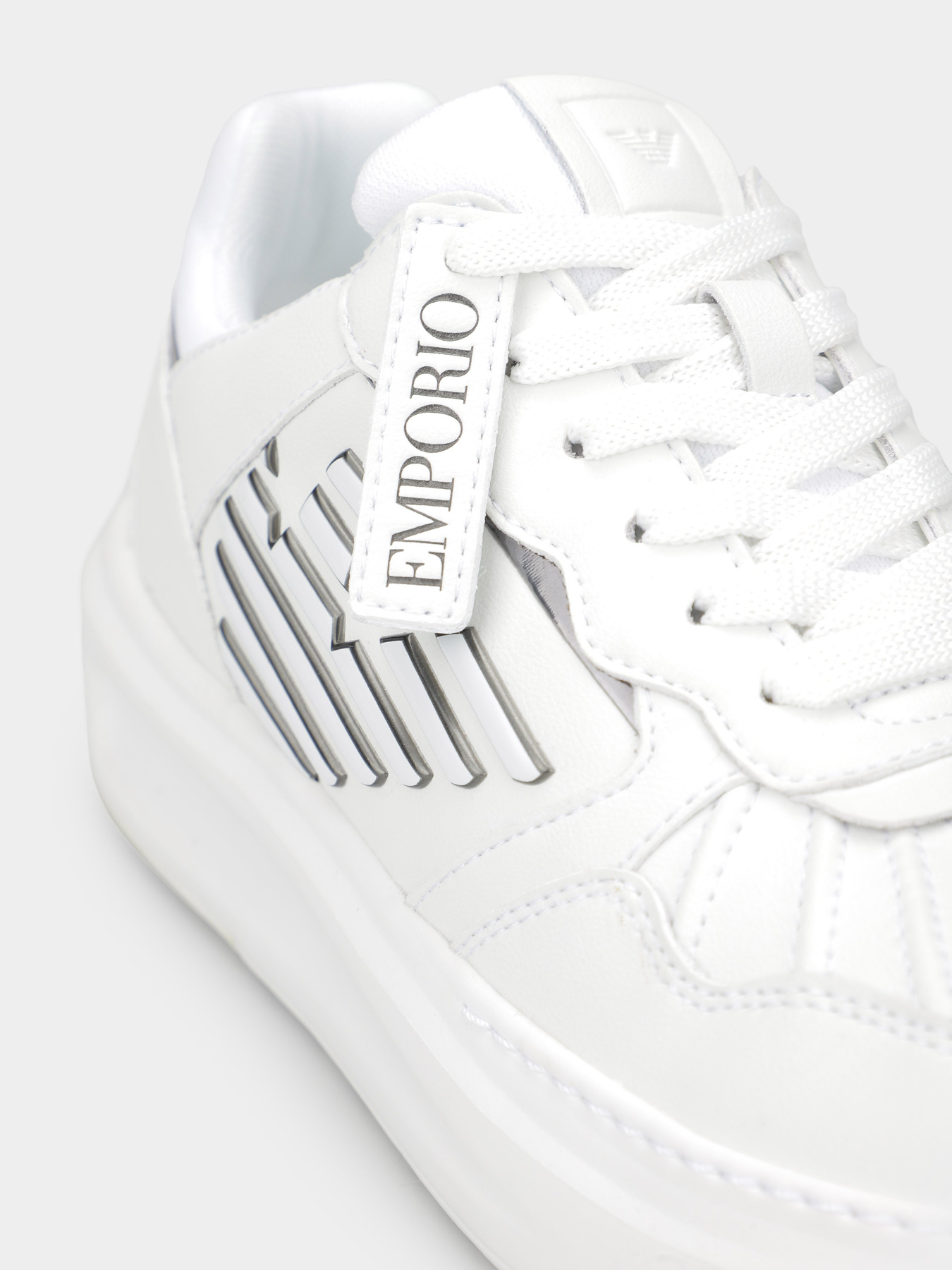 Кроссовки Emporio Armani модель X3X165-XR107-C662 Фото