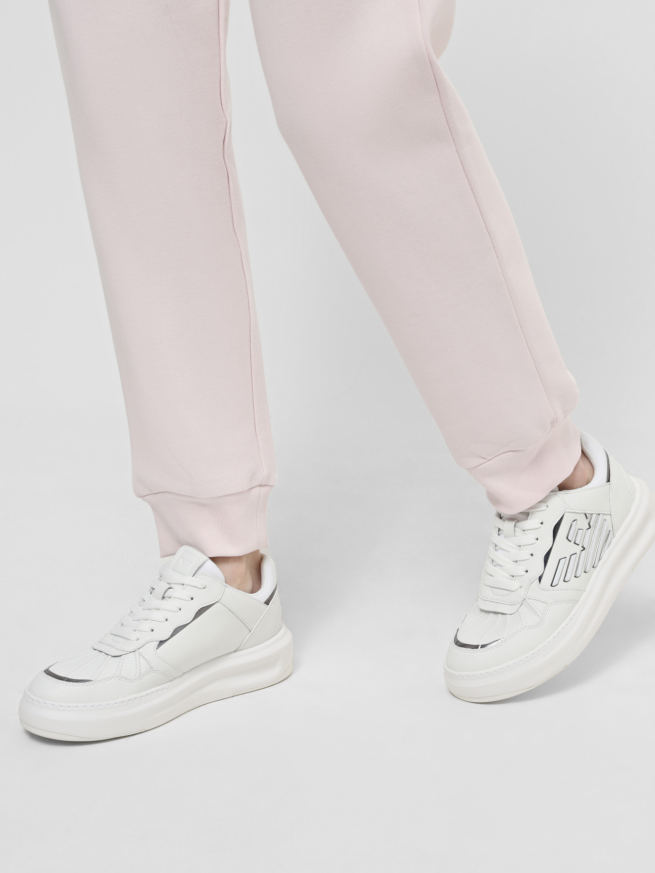 Кроссовки Emporio Armani модель X3X165-XR107-C662 Фото