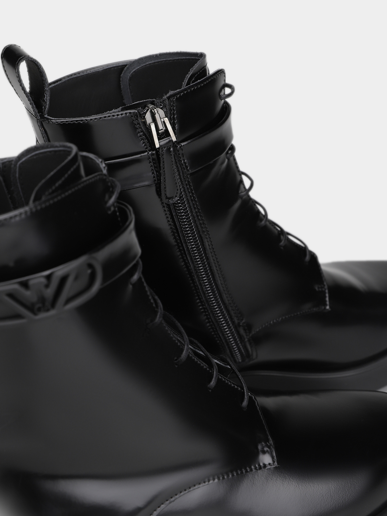 Ботинки Emporio Armani модель X3M369-XF818-00002 Фото