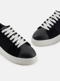 Кроссовки Emporio Armani модель X3X024-XR228-00002 Фото