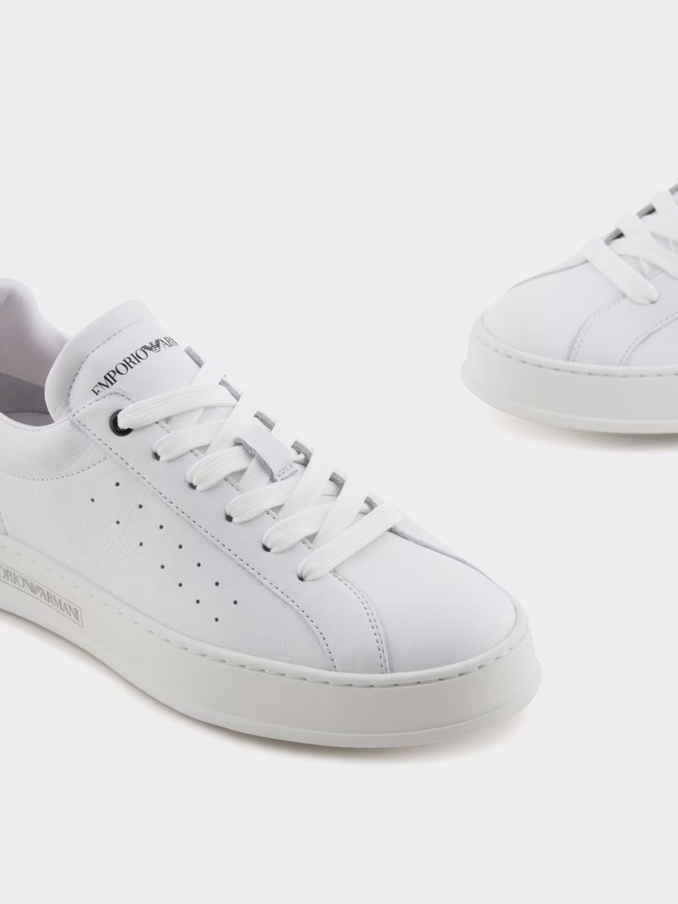 Кеды низкие Emporio Armani модель X3X241-XR375-00001 Кеды низкие Emporio Armani модель X3X241-XR375-00001 Фото