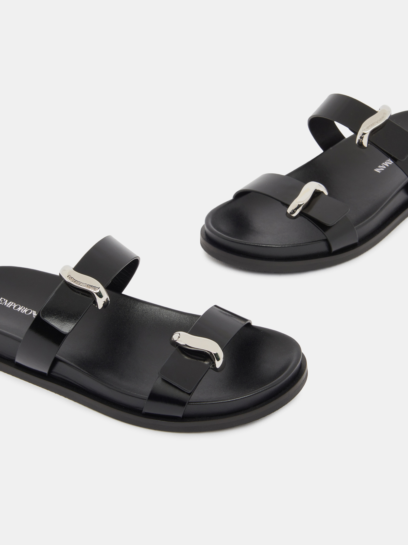 Шлёпанцы Emporio Armani модель EW004050-AF21961-UC001 Фото