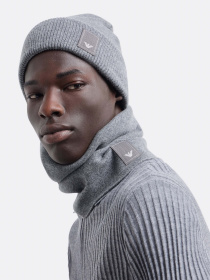 Шапка Emporio Armani Travel Essentials модель EM000431-AF10401-O8004 Фото