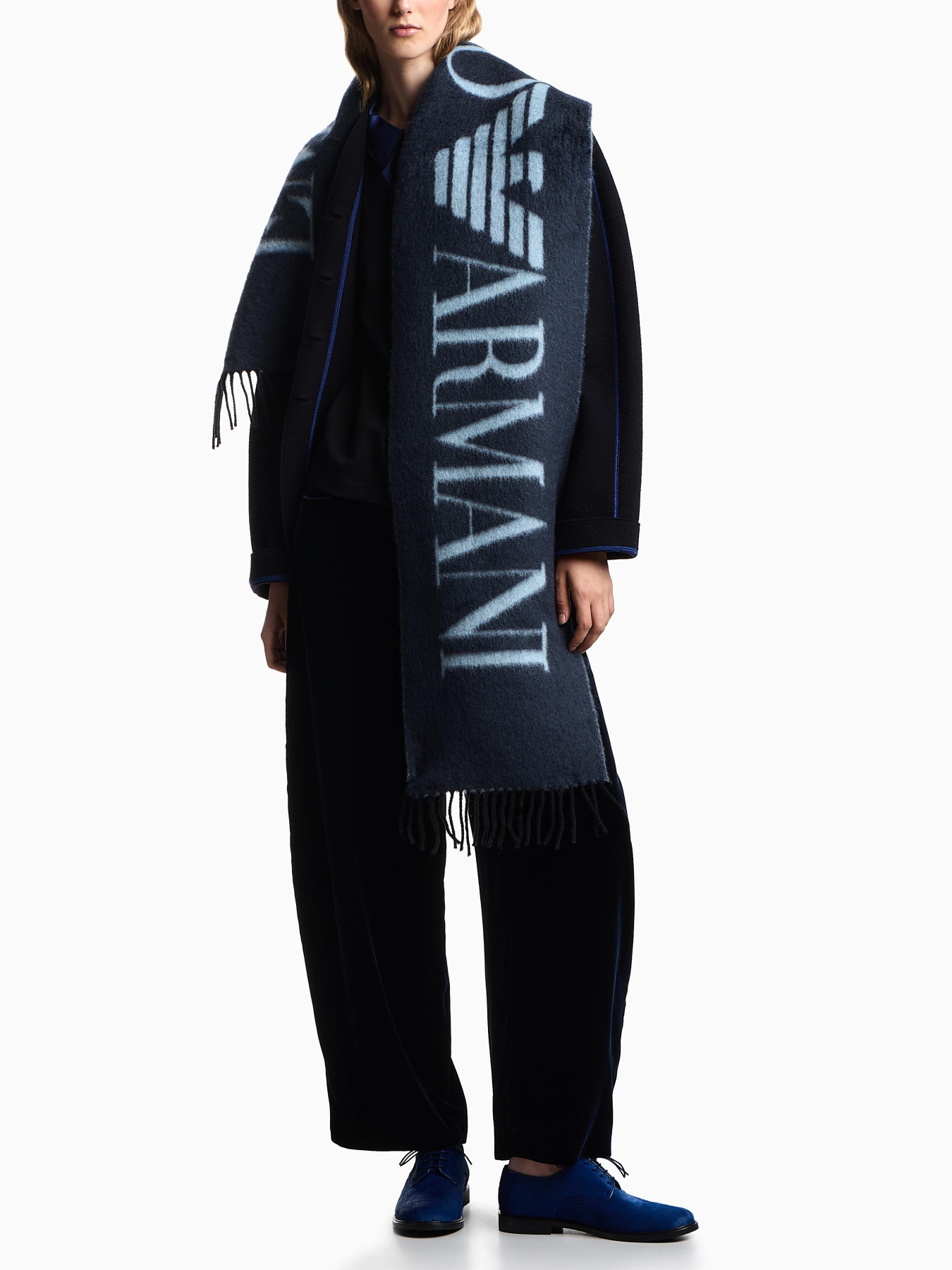 Шарф Emporio Armani модель EM003857-AF20021-FB010 Фото