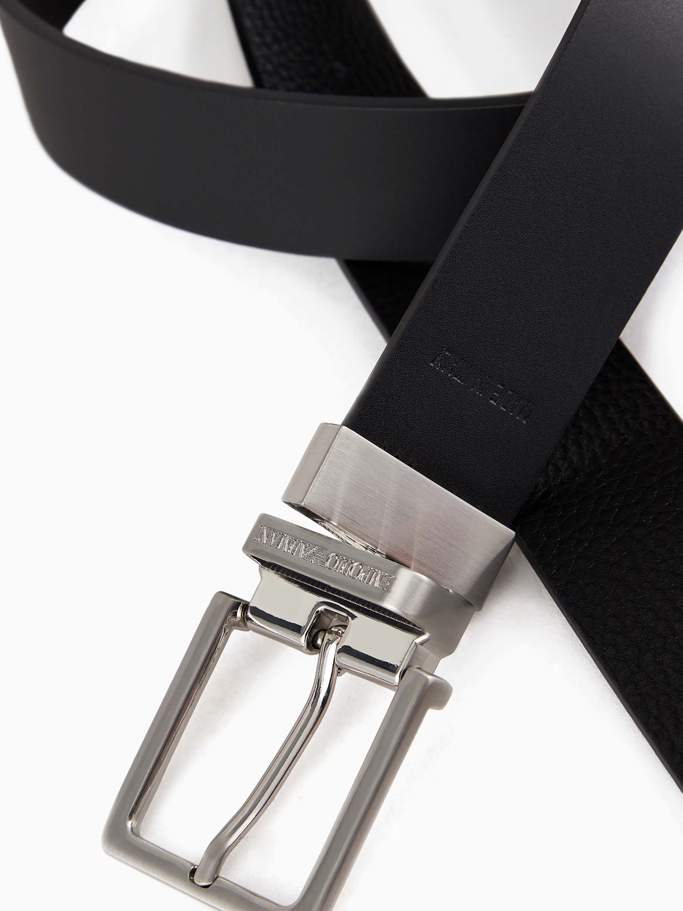 Ремень Emporio Armani модель Y4S225-YMB4E-88001 Фото