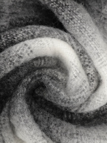 Шарф Emporio Armani модель EW003171-AF20050-FC024 Фото