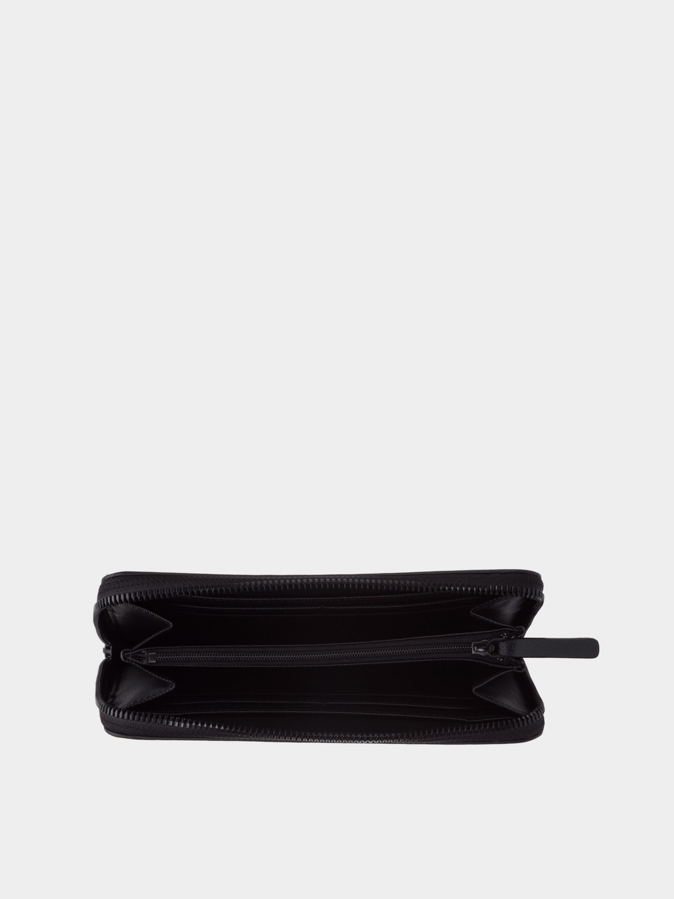 Кошельки Emporio Armani модель YEME49-Y019V-81072 Кошельки Emporio Armani модель YEME49-Y019V-81072 Фото