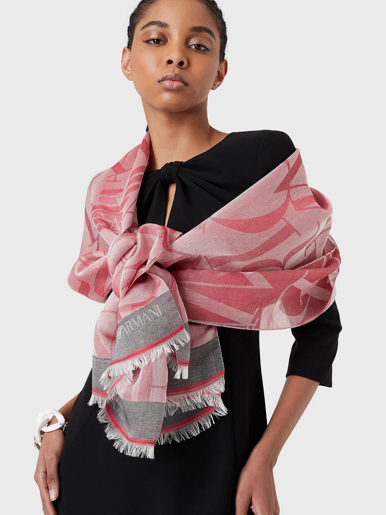 Шарф Emporio Armani модель 635206-2R309-00873 Фото