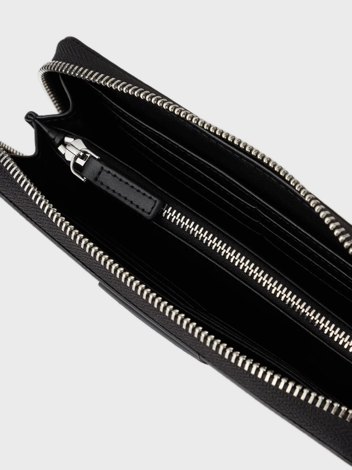 Кошелек Emporio Armani модель Y3H168-Y413E-80001 Фото