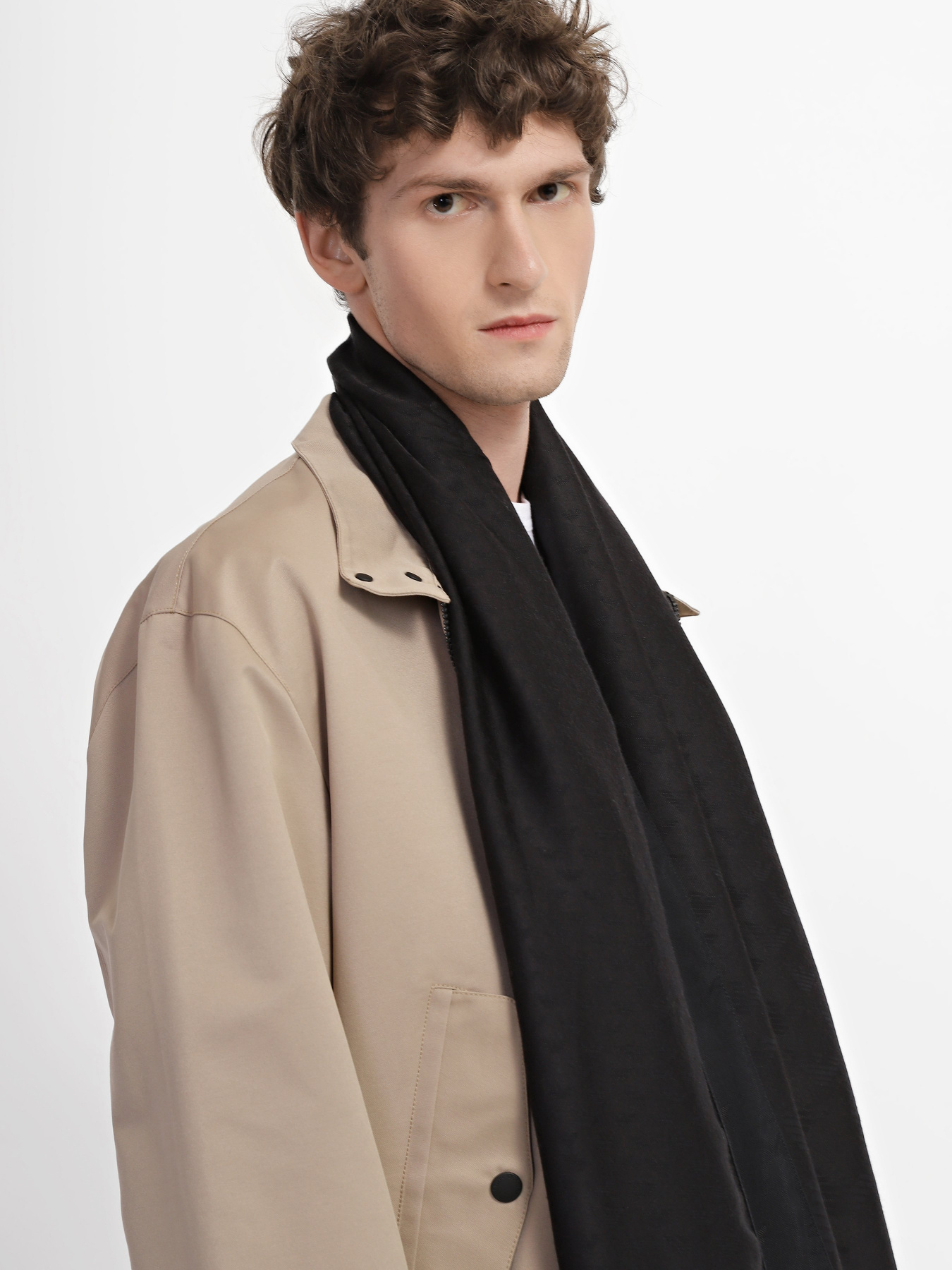 Шарф Emporio Armani модель 625230-3R329-00020 Шарф Emporio Armani модель 625230-3R329-00020 Фото