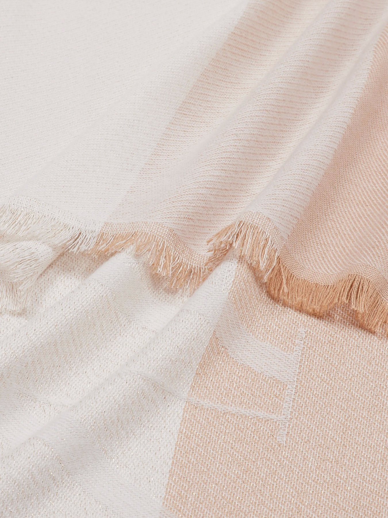 Шарф Emporio Armani модель 635232-2F462-00014 Фото