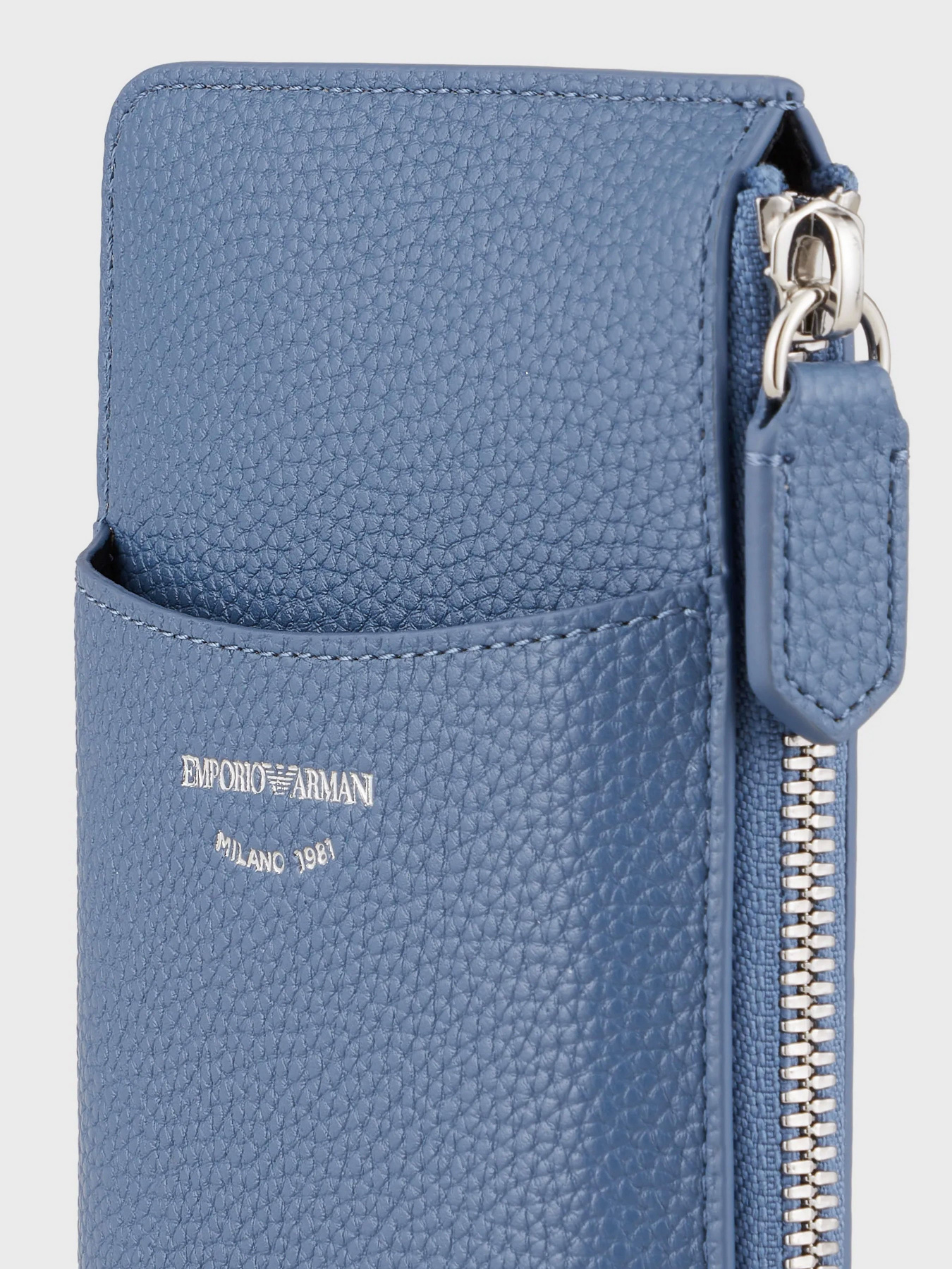 Кошелек Emporio Armani модель Y3H244-YFW9E-80214 Фото