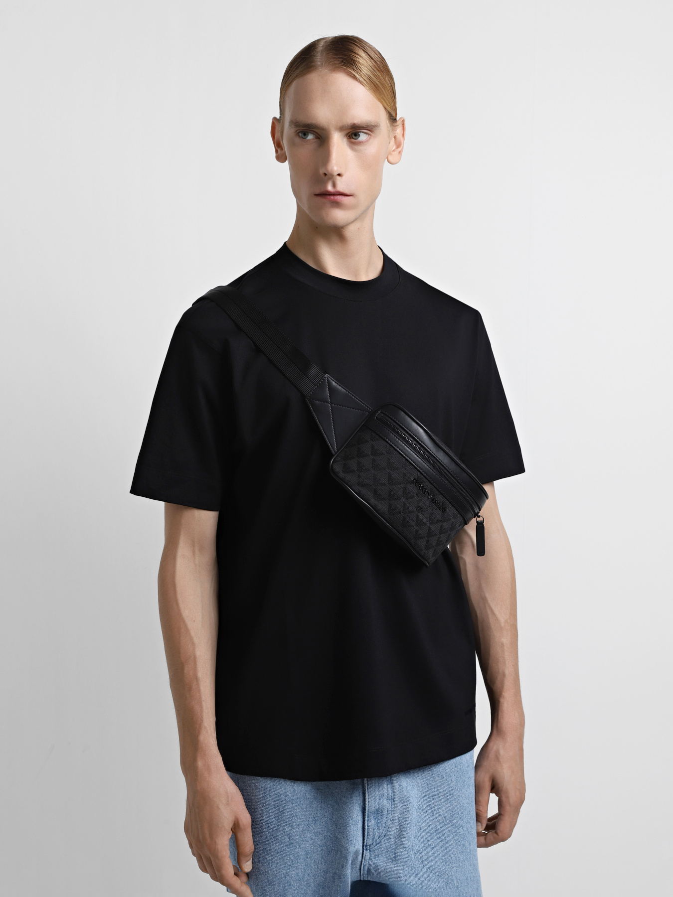 Шапка Emporio Armani модель 627987-CC987-00020 Фото