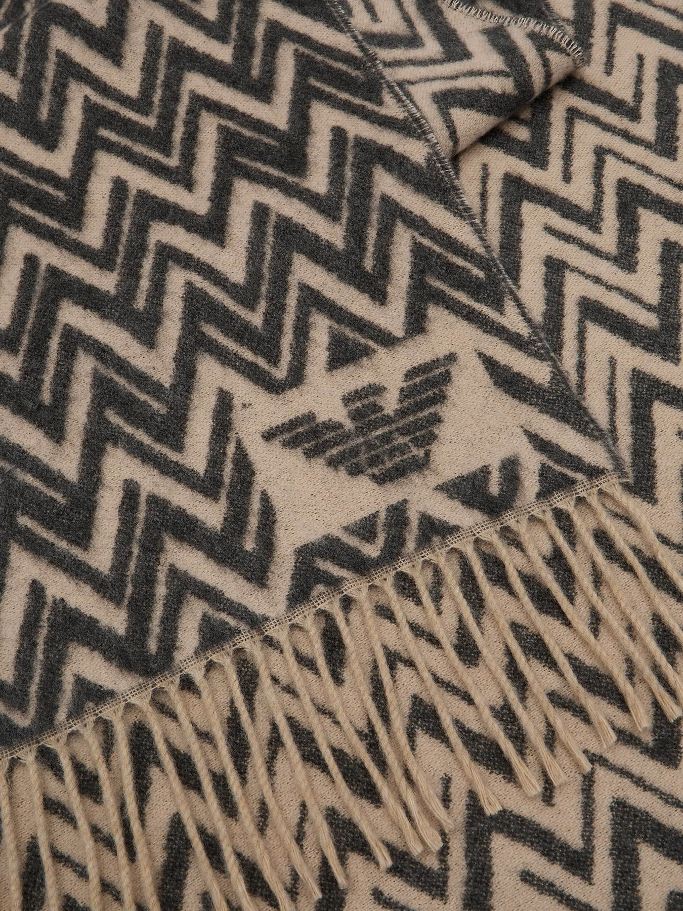 Шарф Emporio Armani модель 625074-3F321-00044 Фото