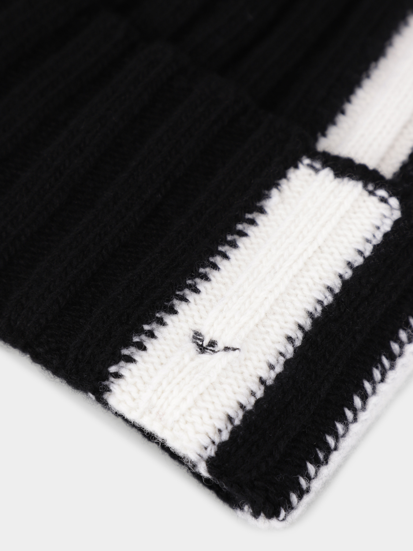 Шапка Emporio Armani модель 627408-3F362-00020 Фото