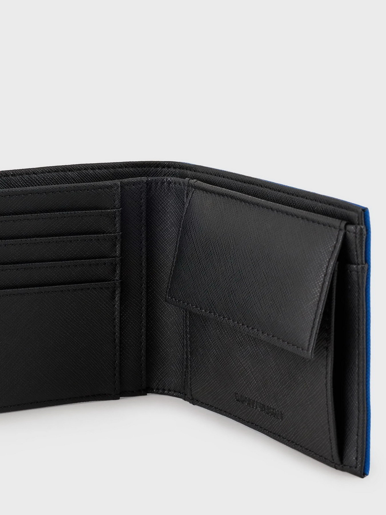 Кошелек Emporio Armani модель Y4R165-Y730E-80070 Фото