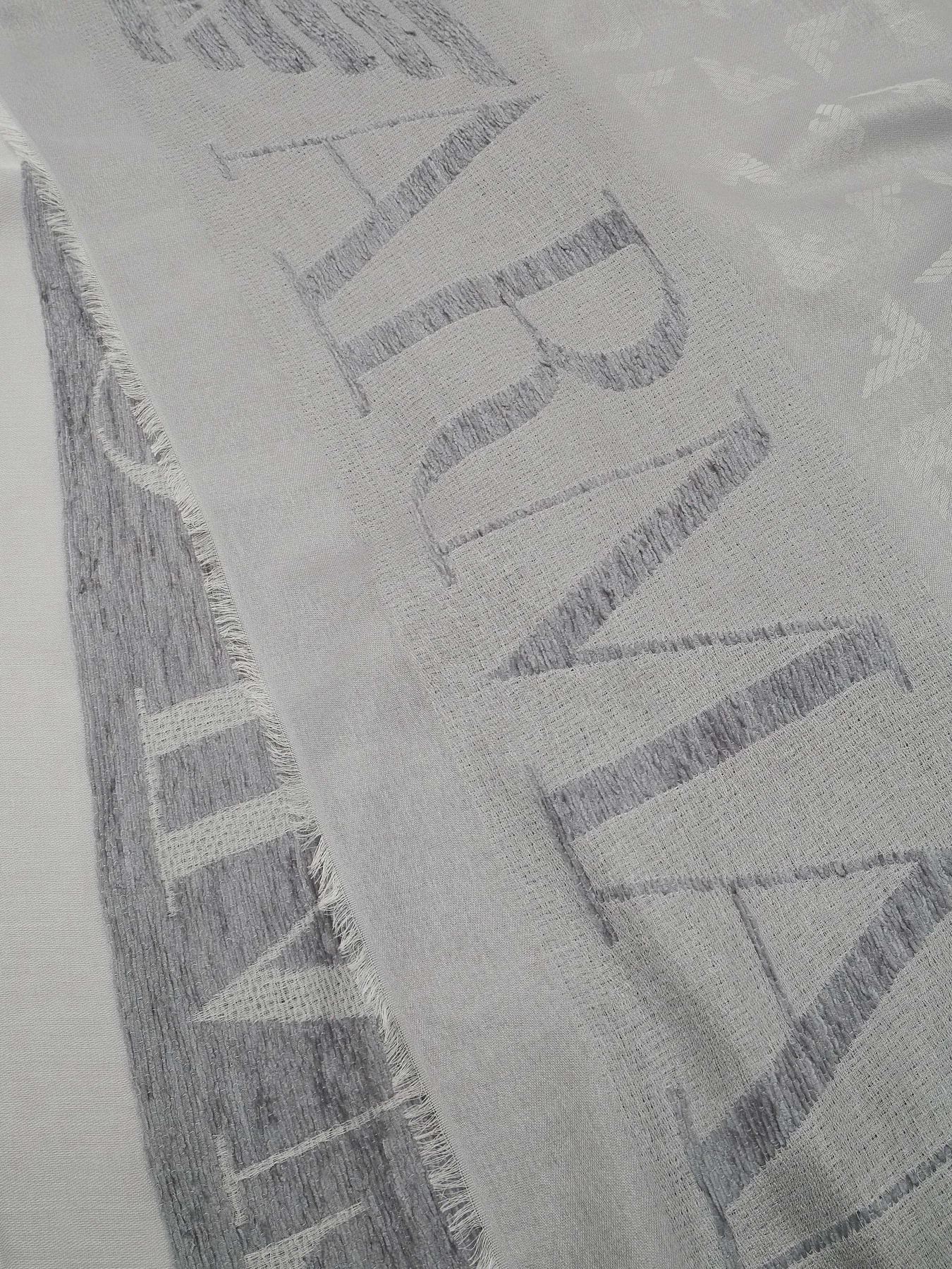 Шарф Emporio Armani модель 635243-3F315-26341 Фото