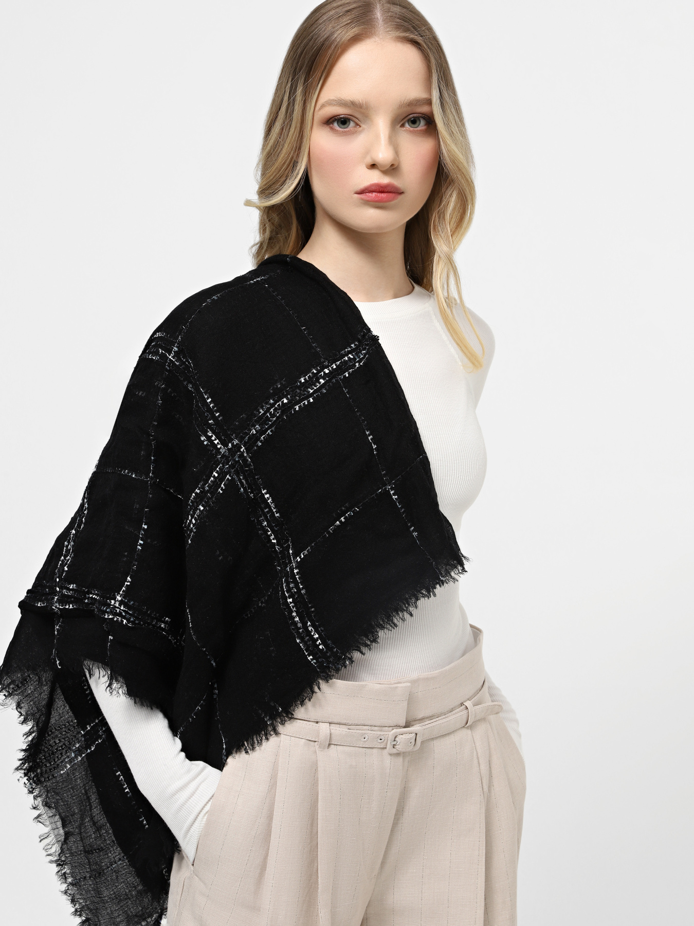 Шарф Emporio Armani модель 635277-3F314-00020 Фото