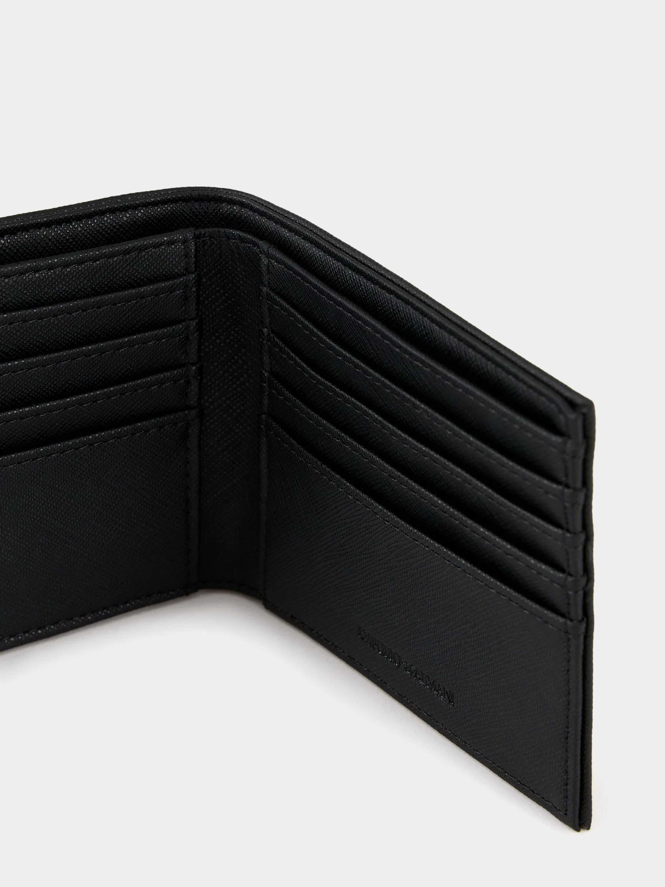 Кошелек Emporio Armani модель Y4R168-Y731E-80001 Кошелек Emporio Armani модель Y4R168-Y731E-80001 Фото