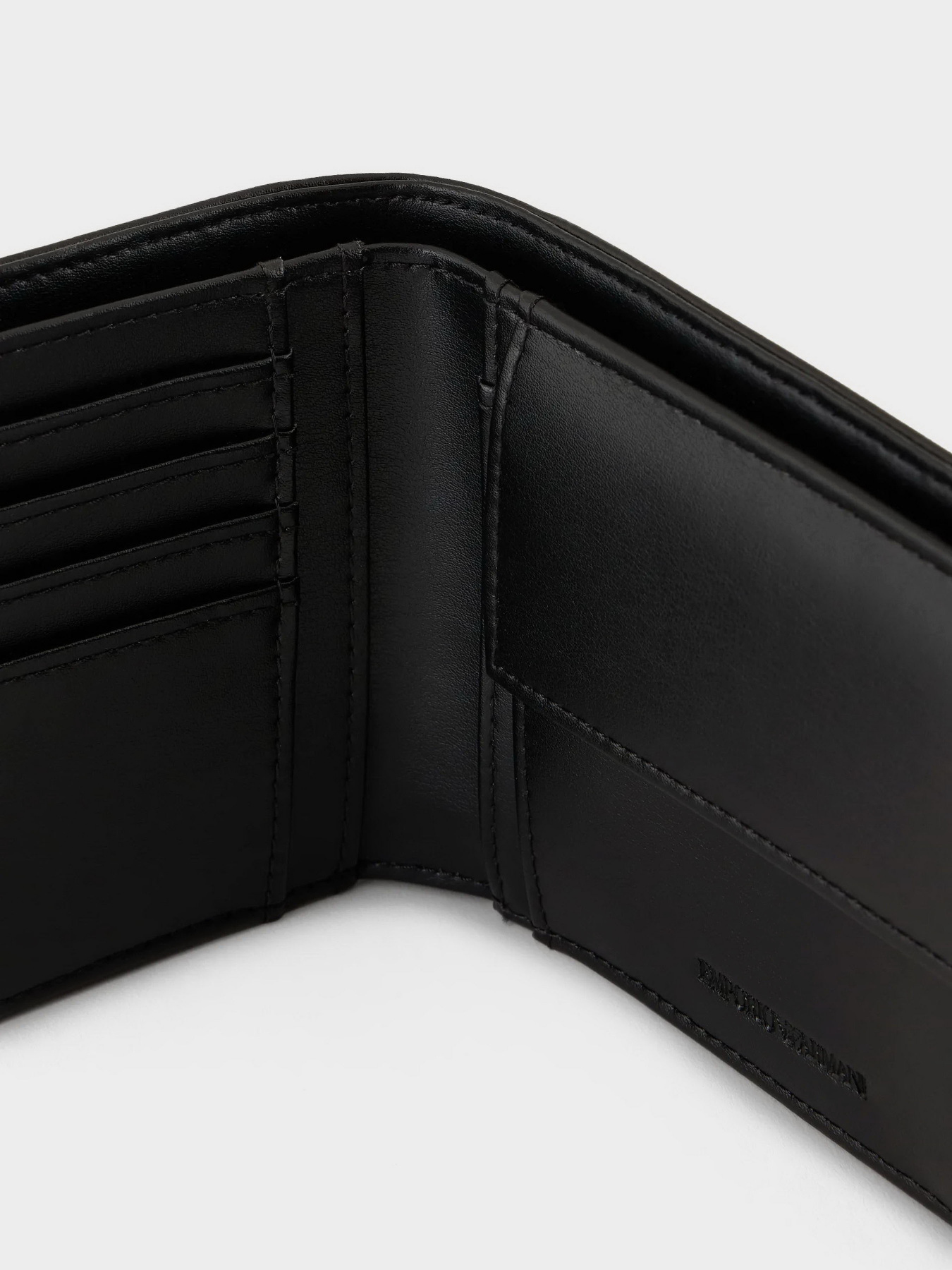 Кошелек Emporio Armani модель Y4R165-YQ12V-80681 Фото