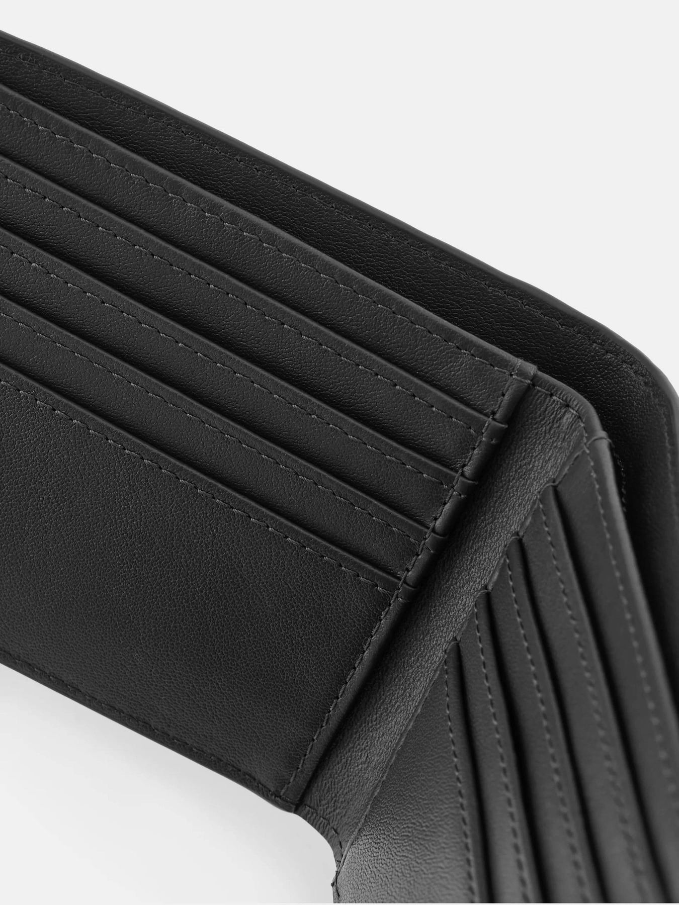 Кошелек Emporio Armani модель Y4R168-YQ82X-80001 Фото