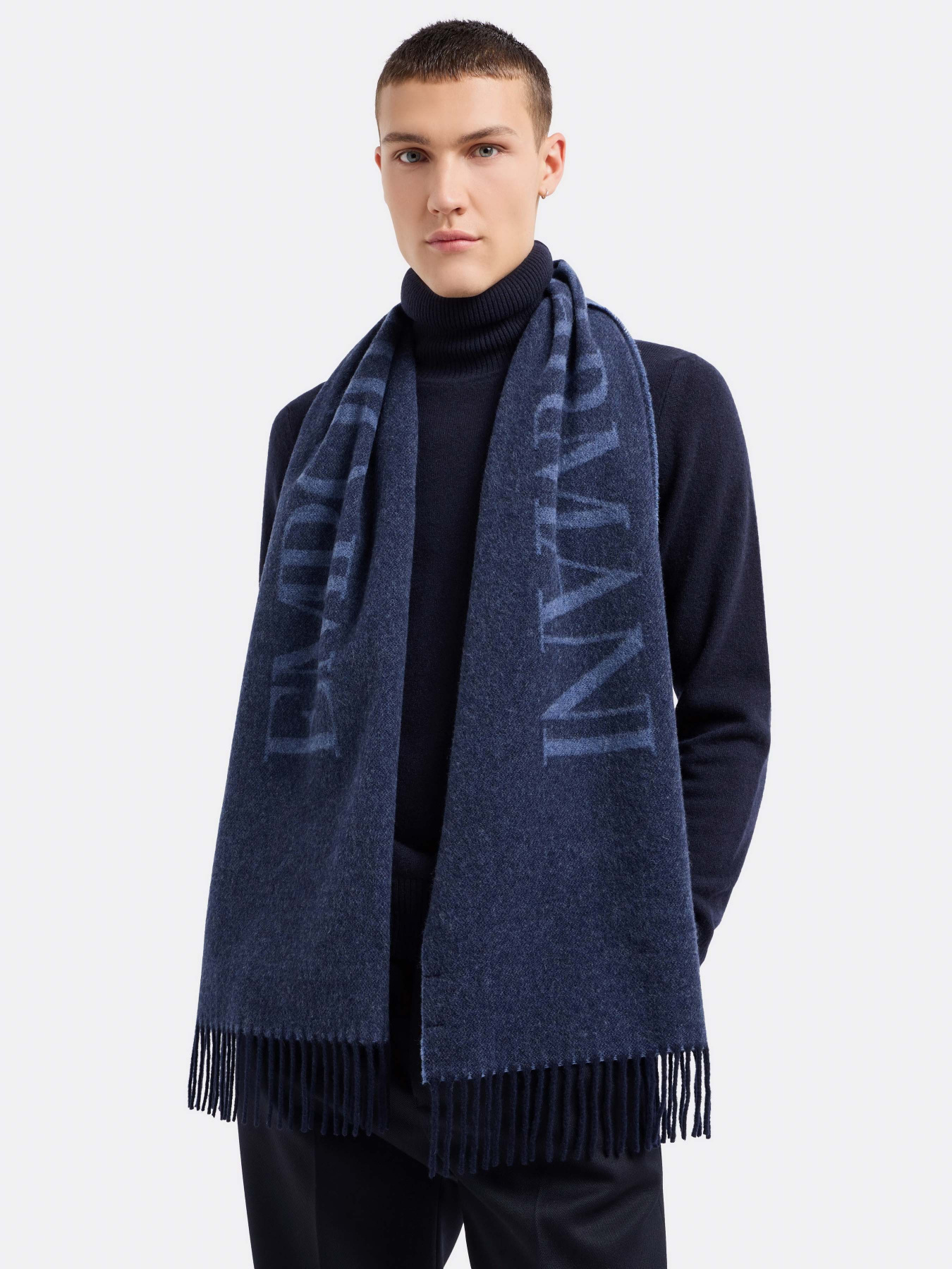 Шарф Emporio Armani модель 625072-3F364-00834 Фото