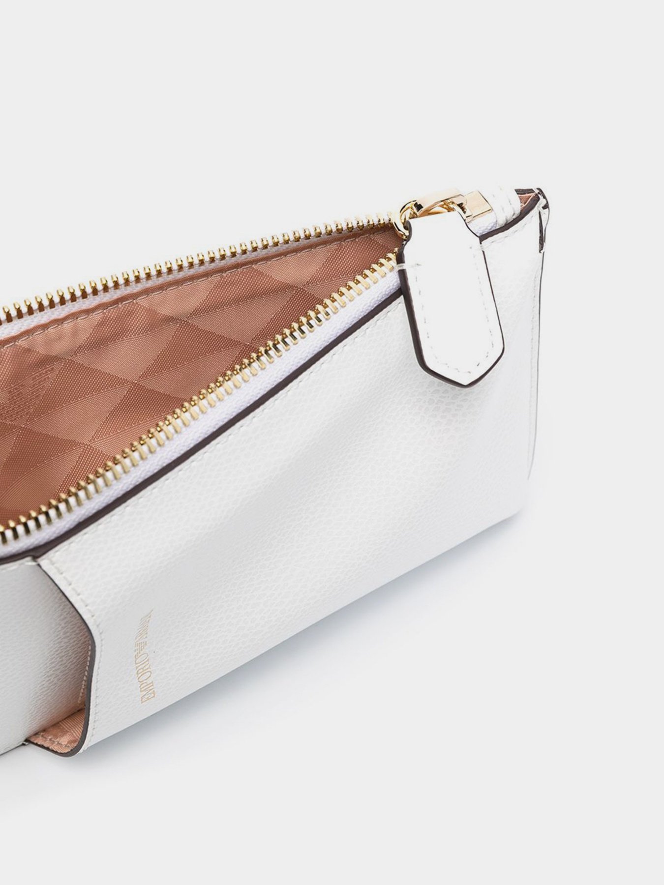 Сумка Emporio Armani модель Y3H244-YH15A-85174 Сумка Emporio Armani модель Y3H244-YH15A-85174 Фото