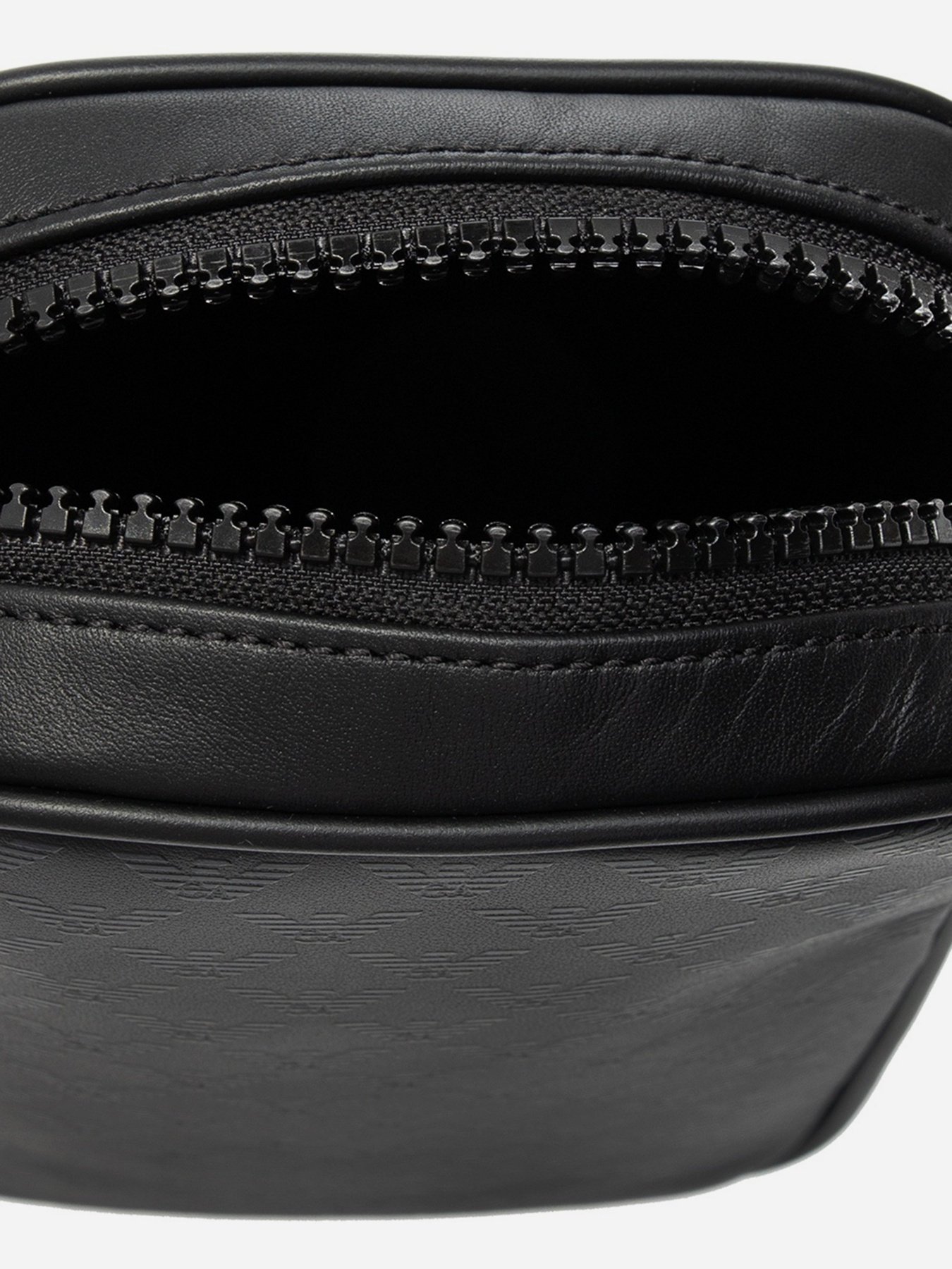 Мессенджер Emporio Armani модель Y4M230-YTO2J-84284 Фото