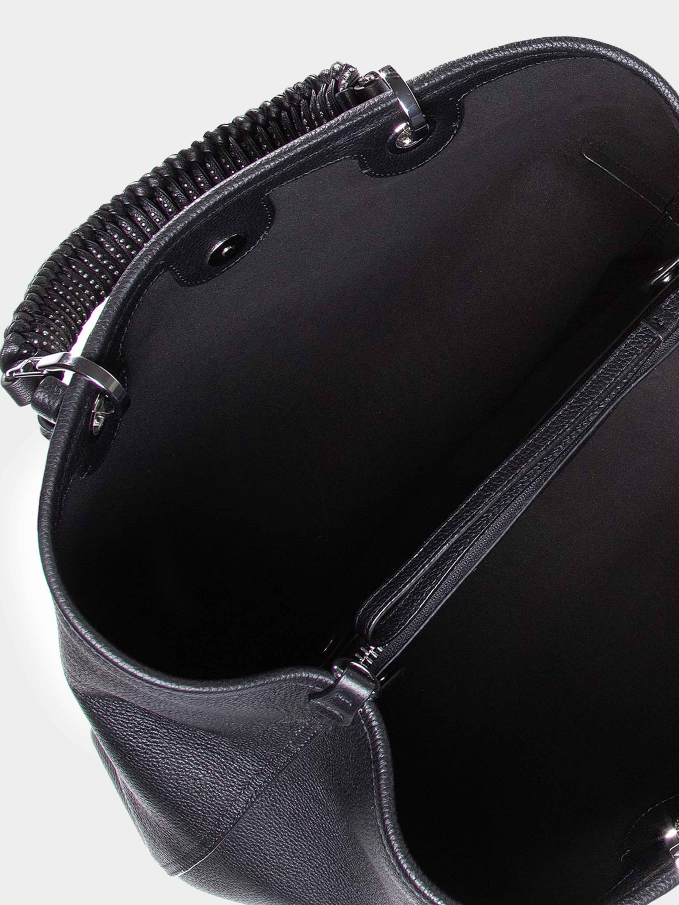 Сумка Emporio Armani модель Y3D165-YTQ8X-80001 Сумка Emporio Armani модель Y3D165-YTQ8X-80001 Фото